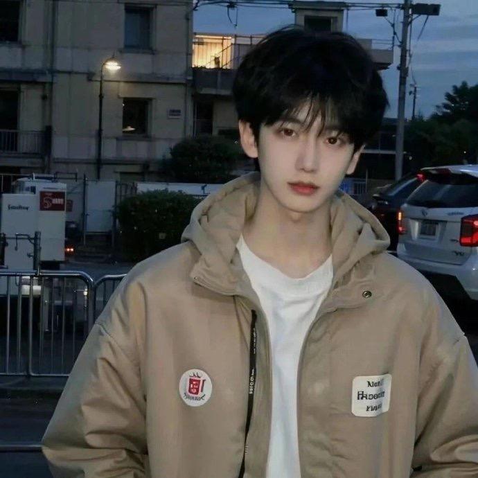 赵潞锶（见过汪苏泷）