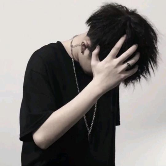 ©️爱任