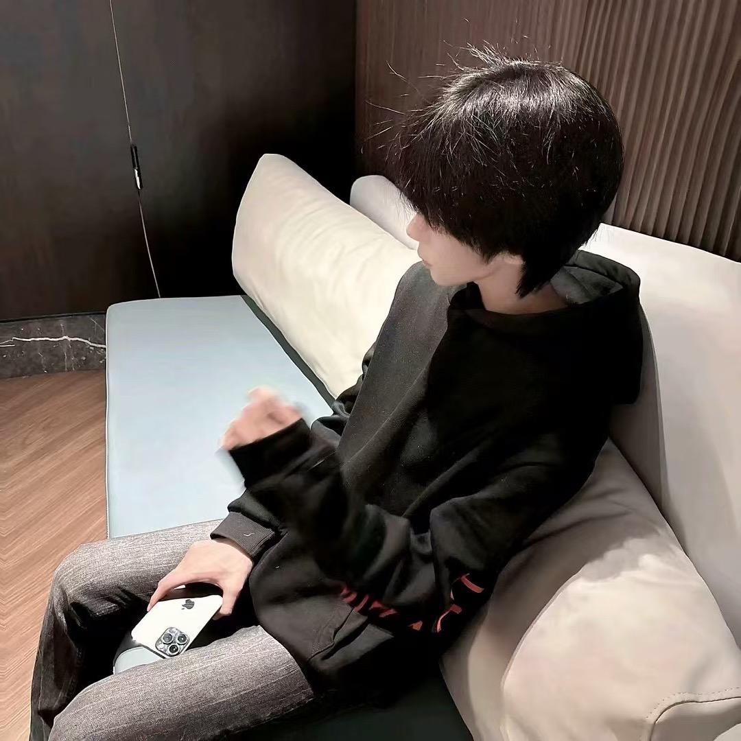 小雨（市一镜）