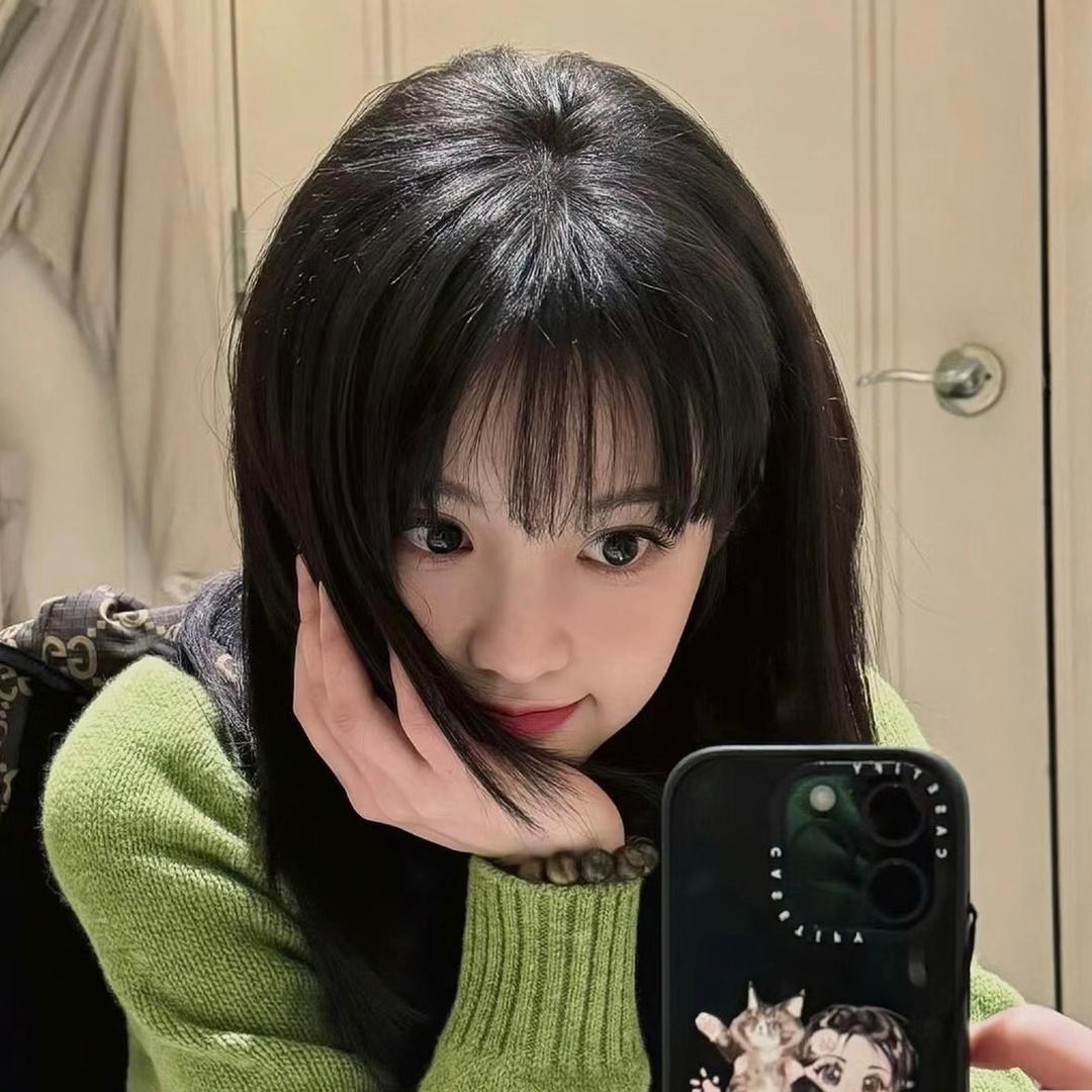 (⁎⁍̴̛ᴗ⁍̴̛⁎)