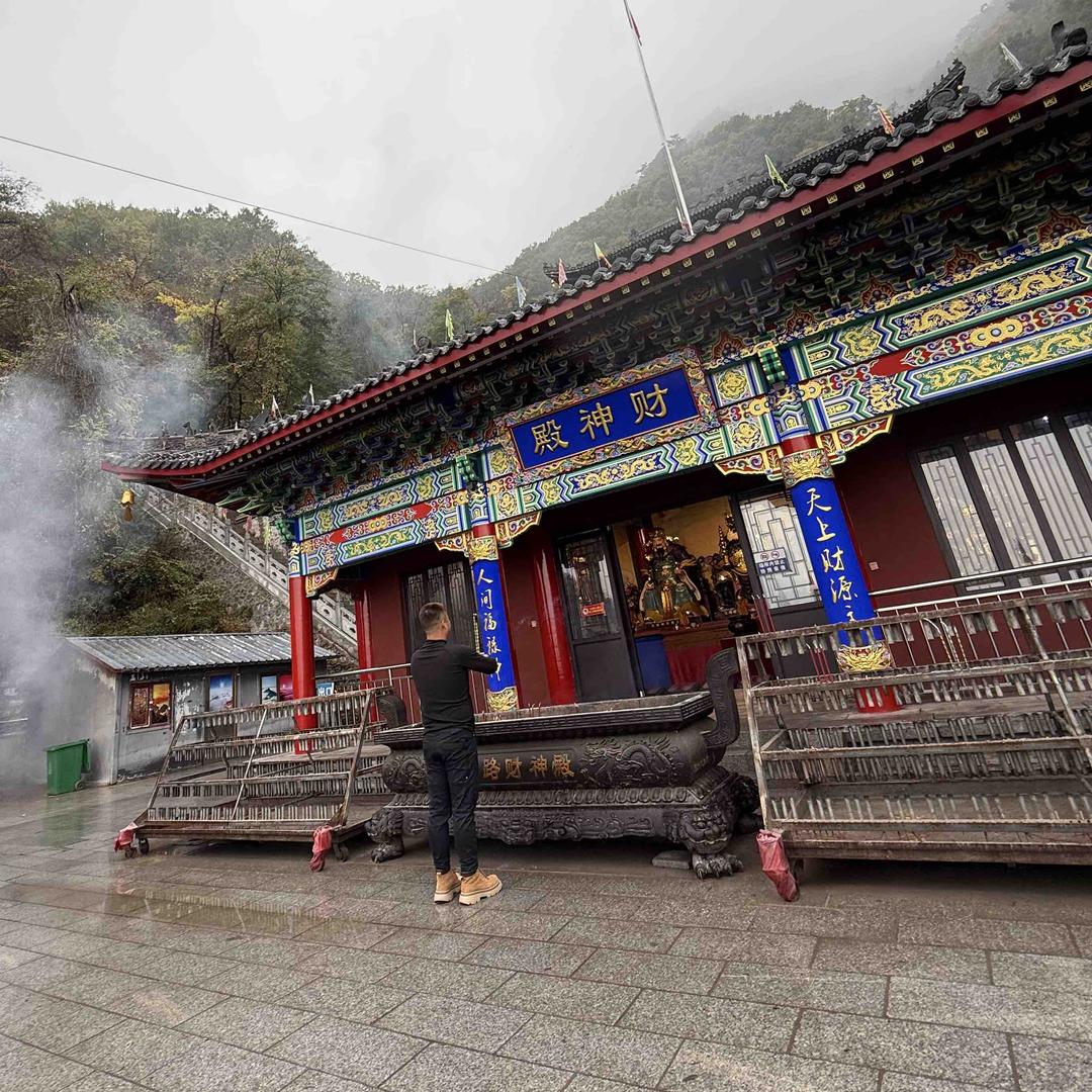 90后农村小伙@大臣土特产合作社