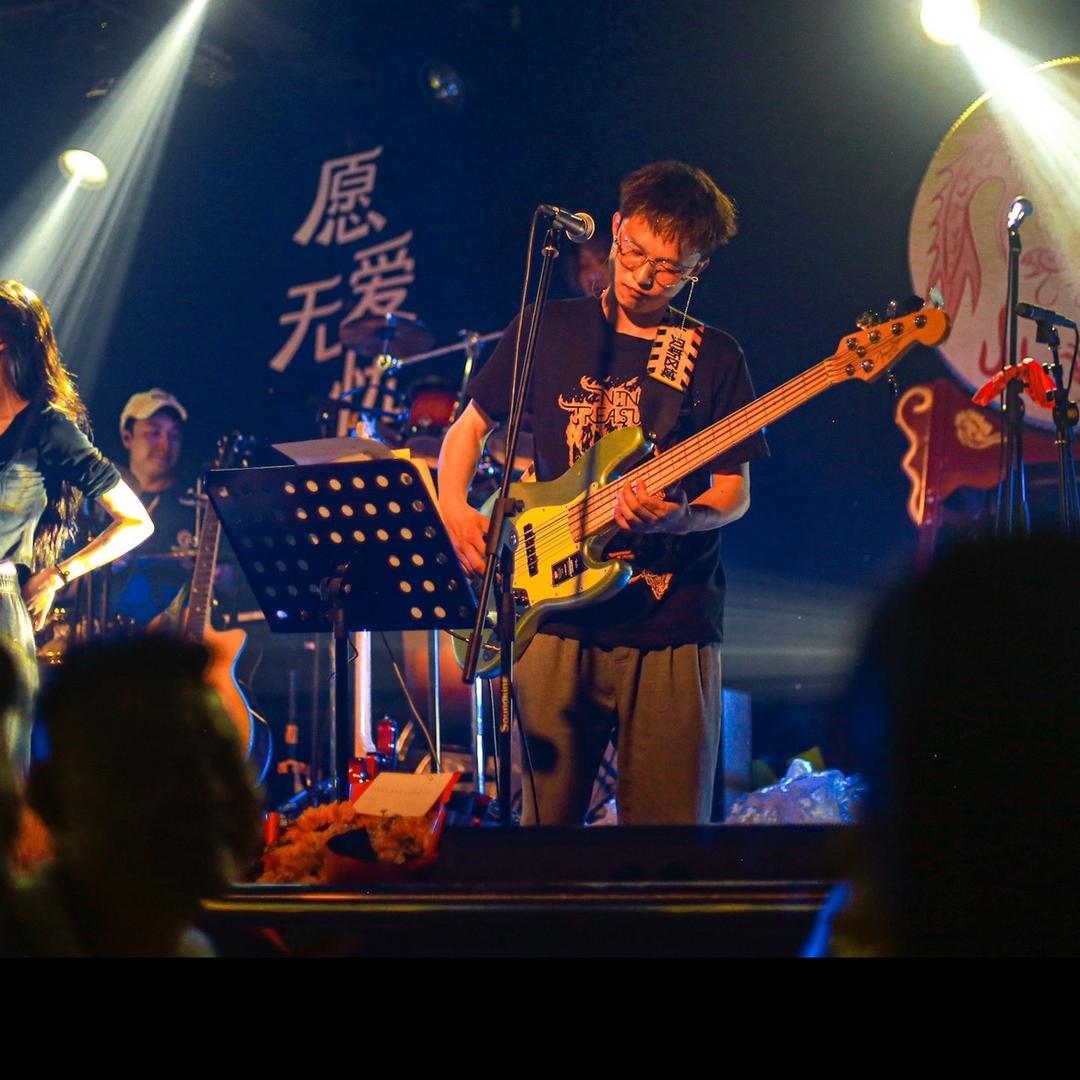 愿爱无忧livehouse（乌鲁木齐店）