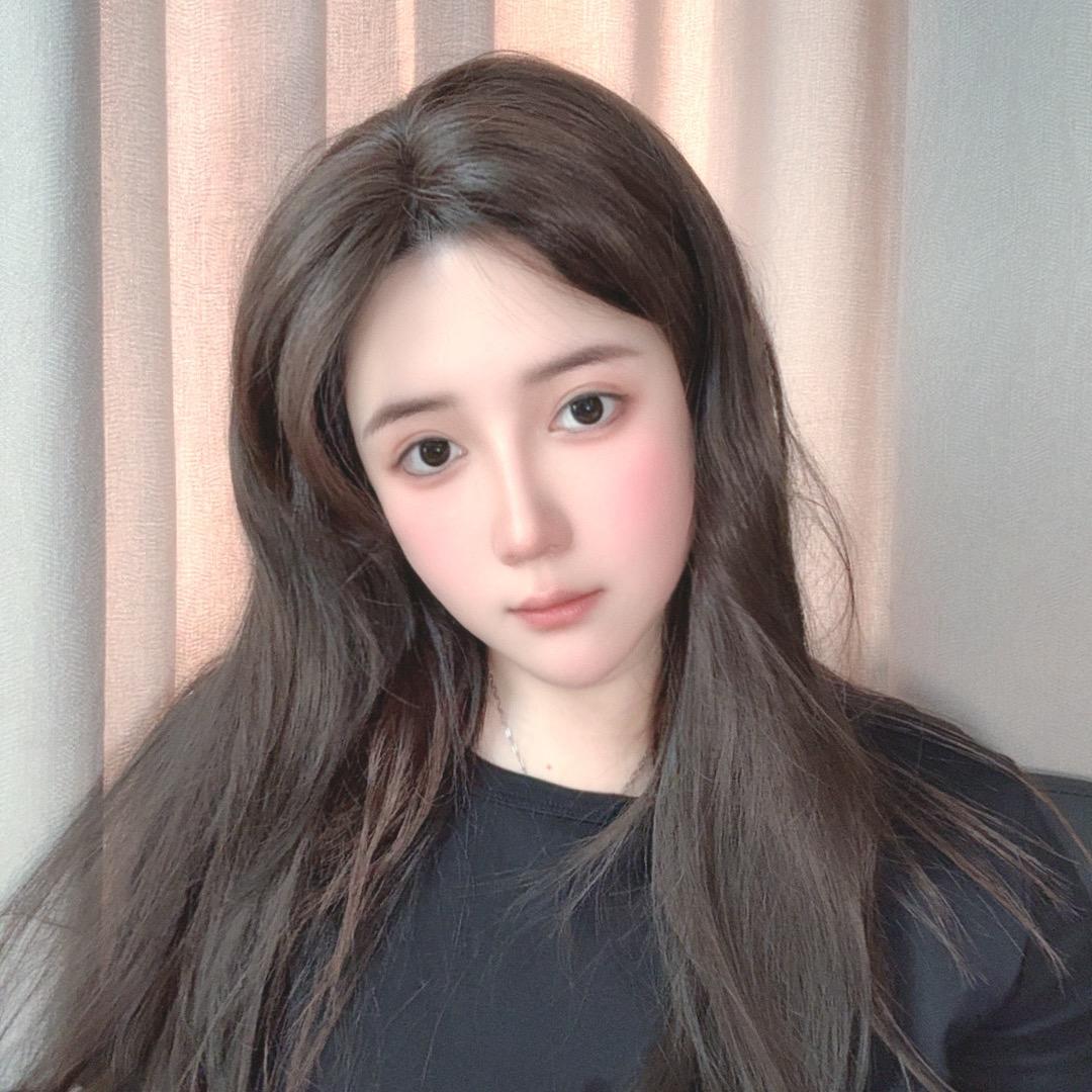 我是有点胖的逗逗吖