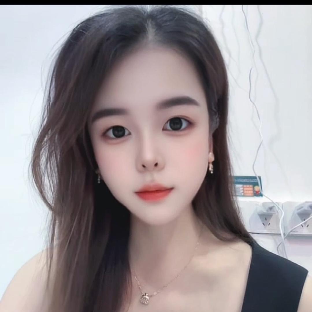 依依