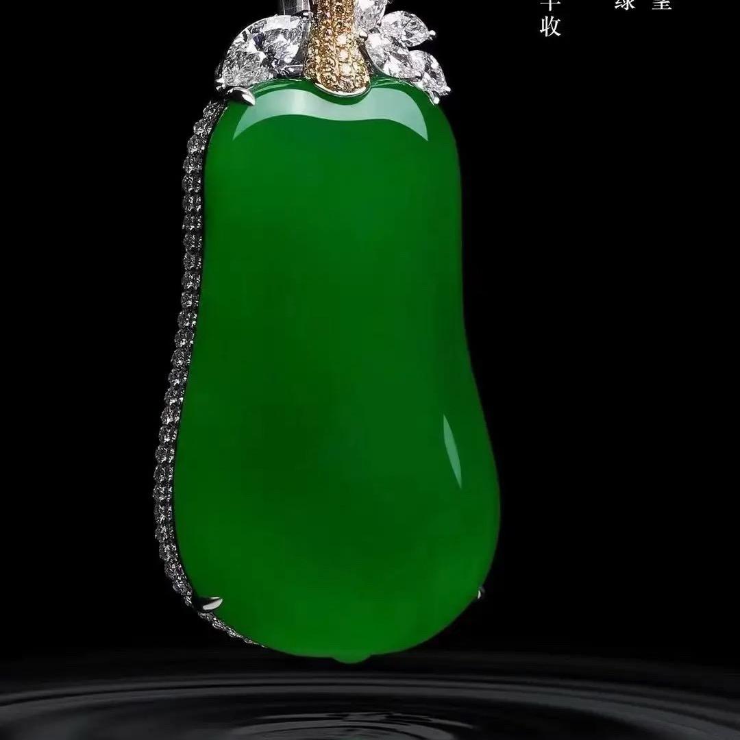 臣尔翡翠