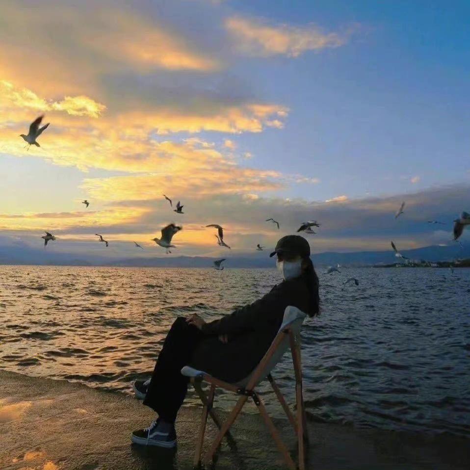 __与神明同游___