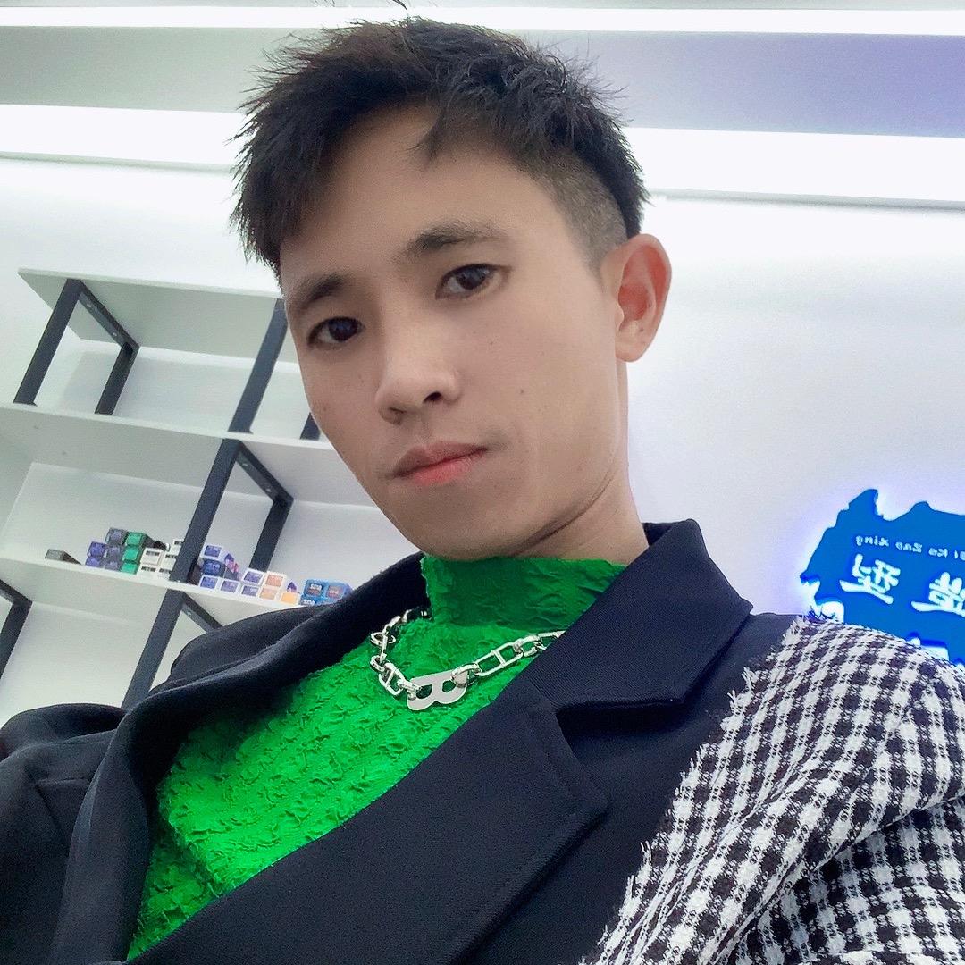 LZ减龄发型设计