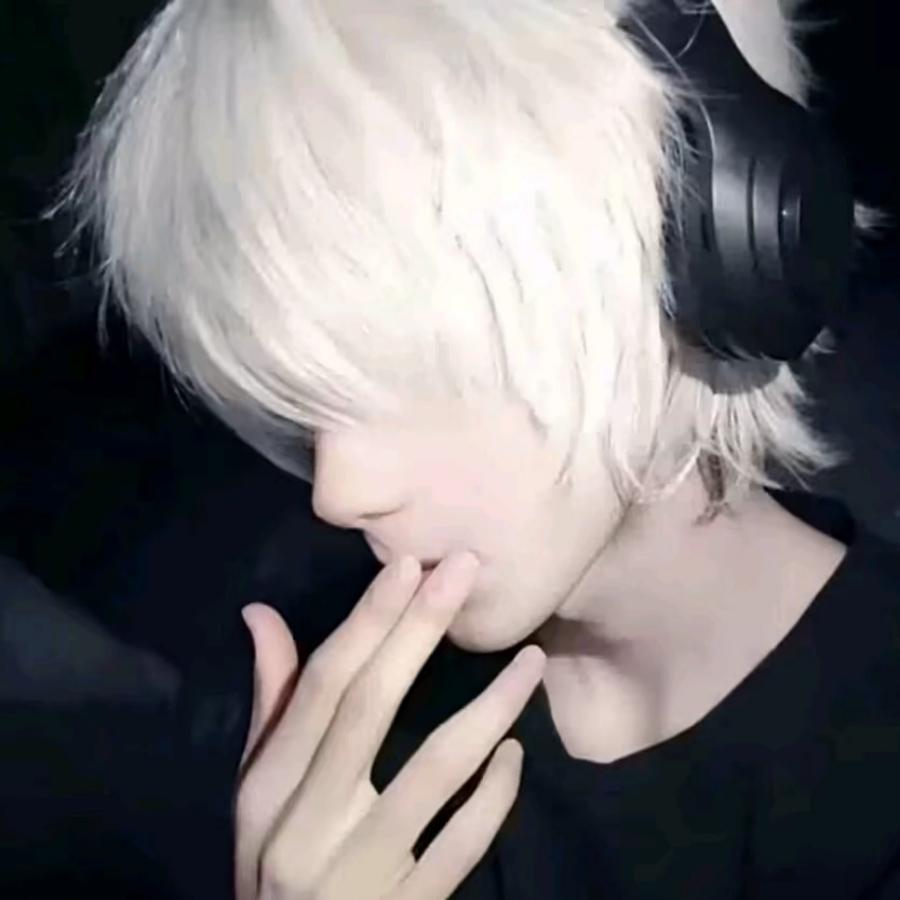 赵芸熙^