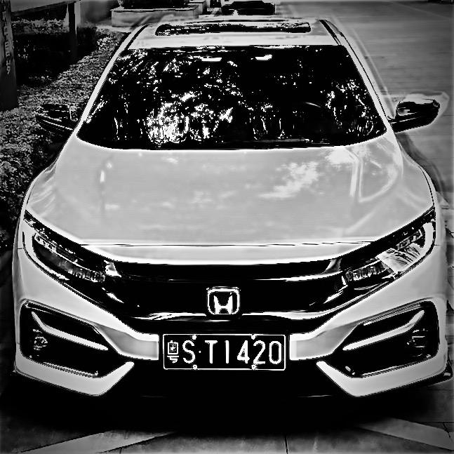 天𤣩思域淇，F K7。两厢，烂仔本田