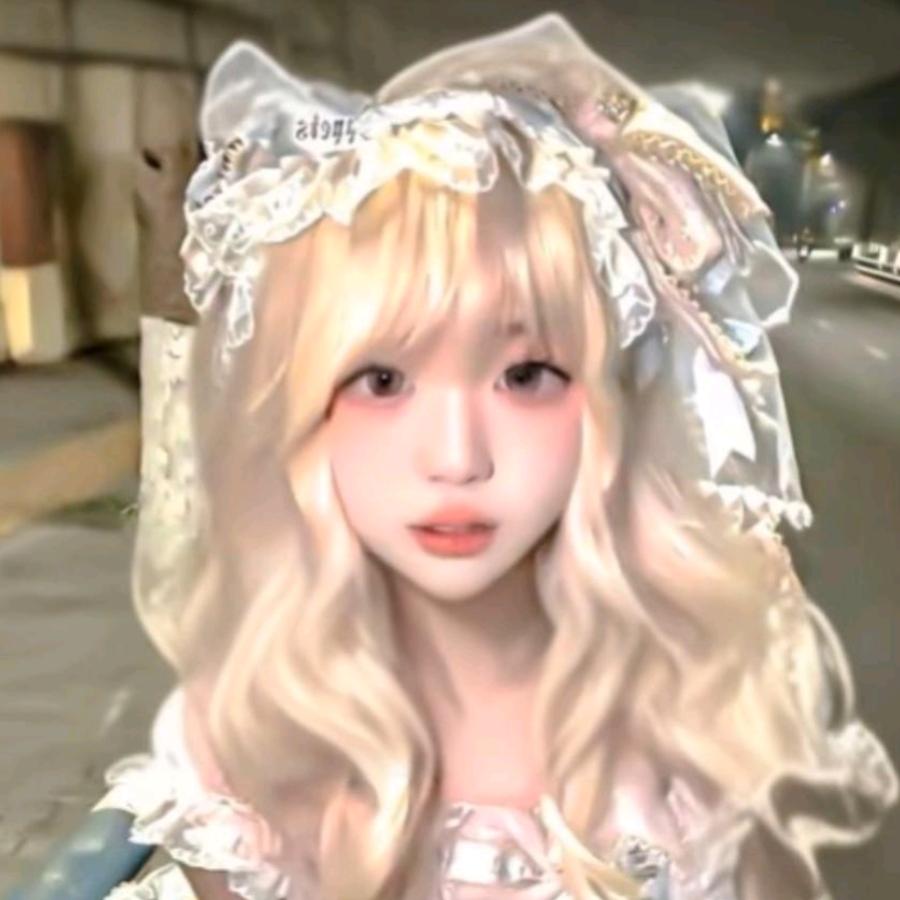 みな