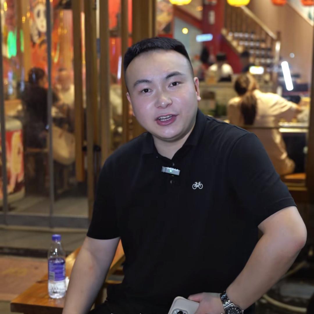 赵汝意重庆老火锅