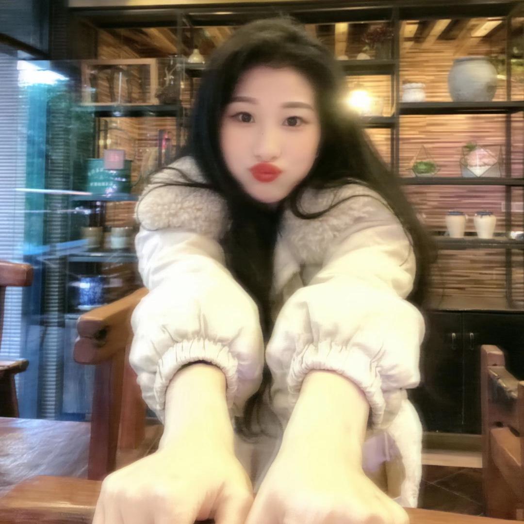 陈橙港风服饰