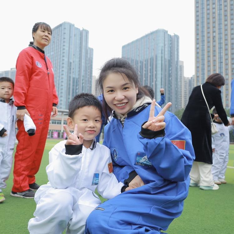 柳柳老师