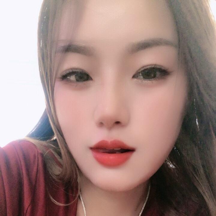 花花.