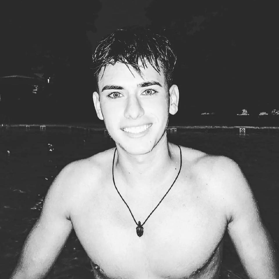 ㅤㅤ ￴