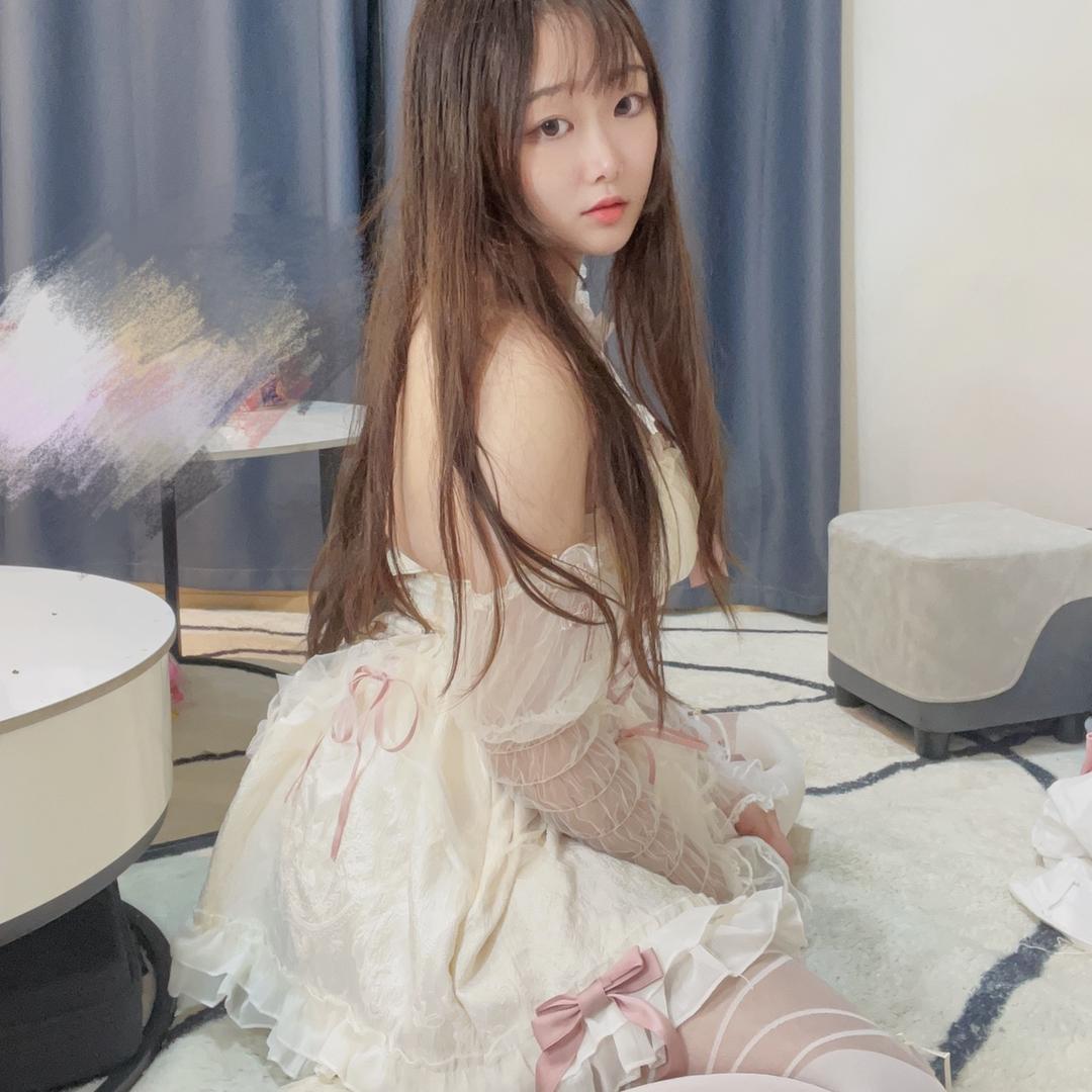 小倩倩😘“国服发育路”