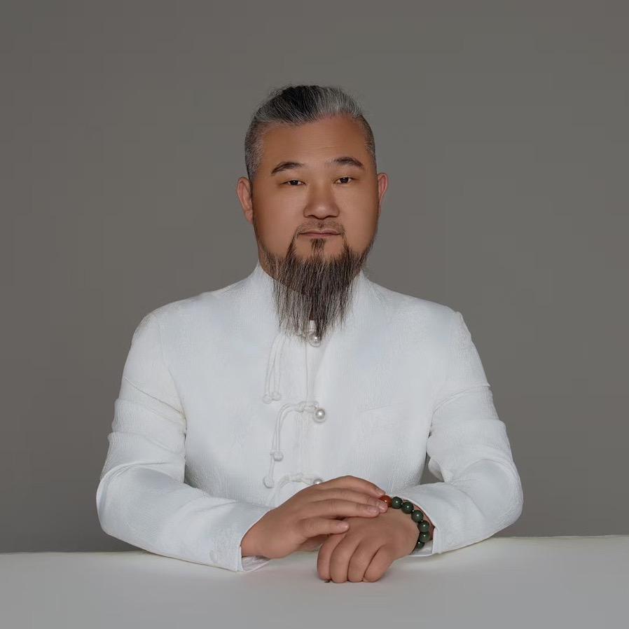 玉雕大师-刘鹏（鹏润美玉）