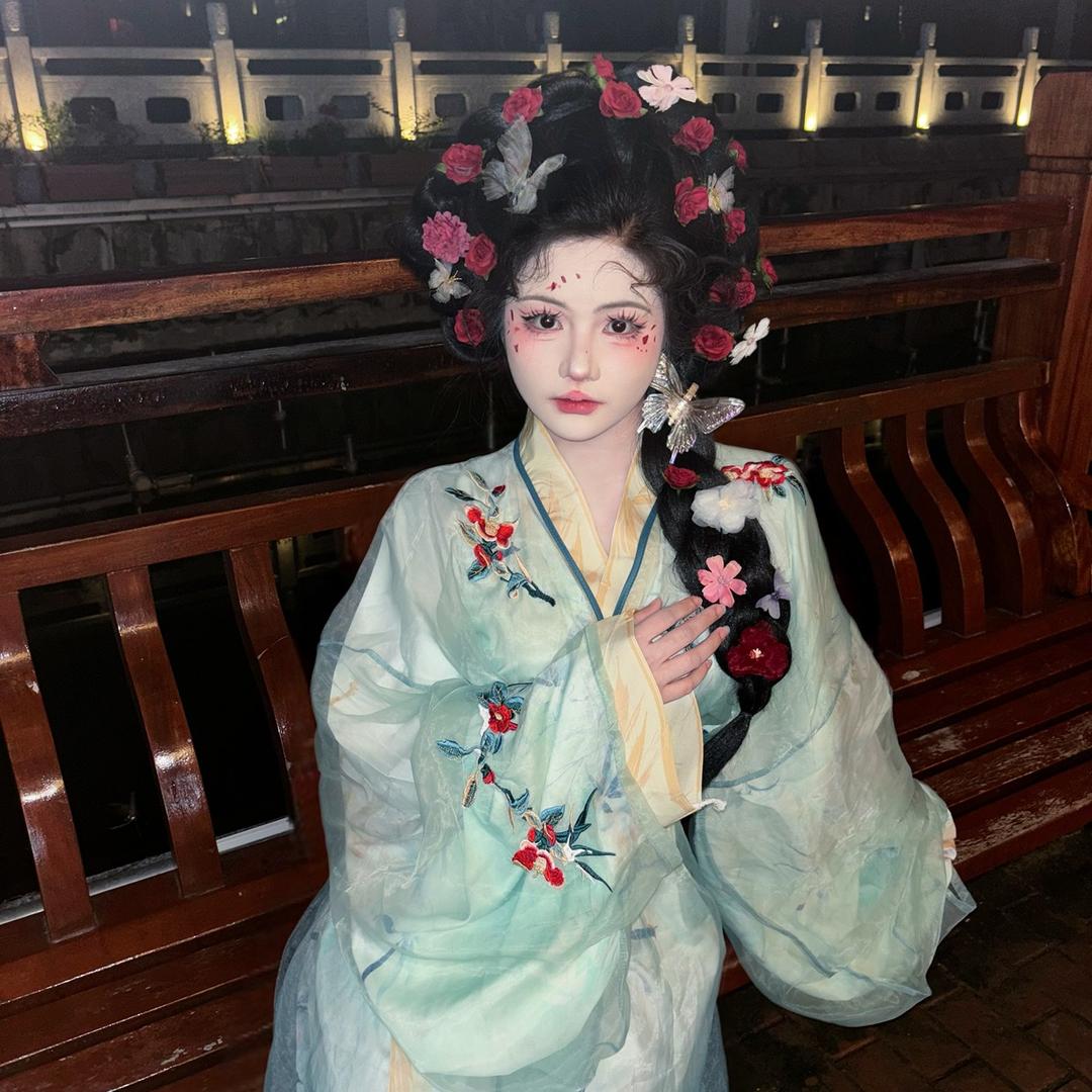 南岳化妆师时光