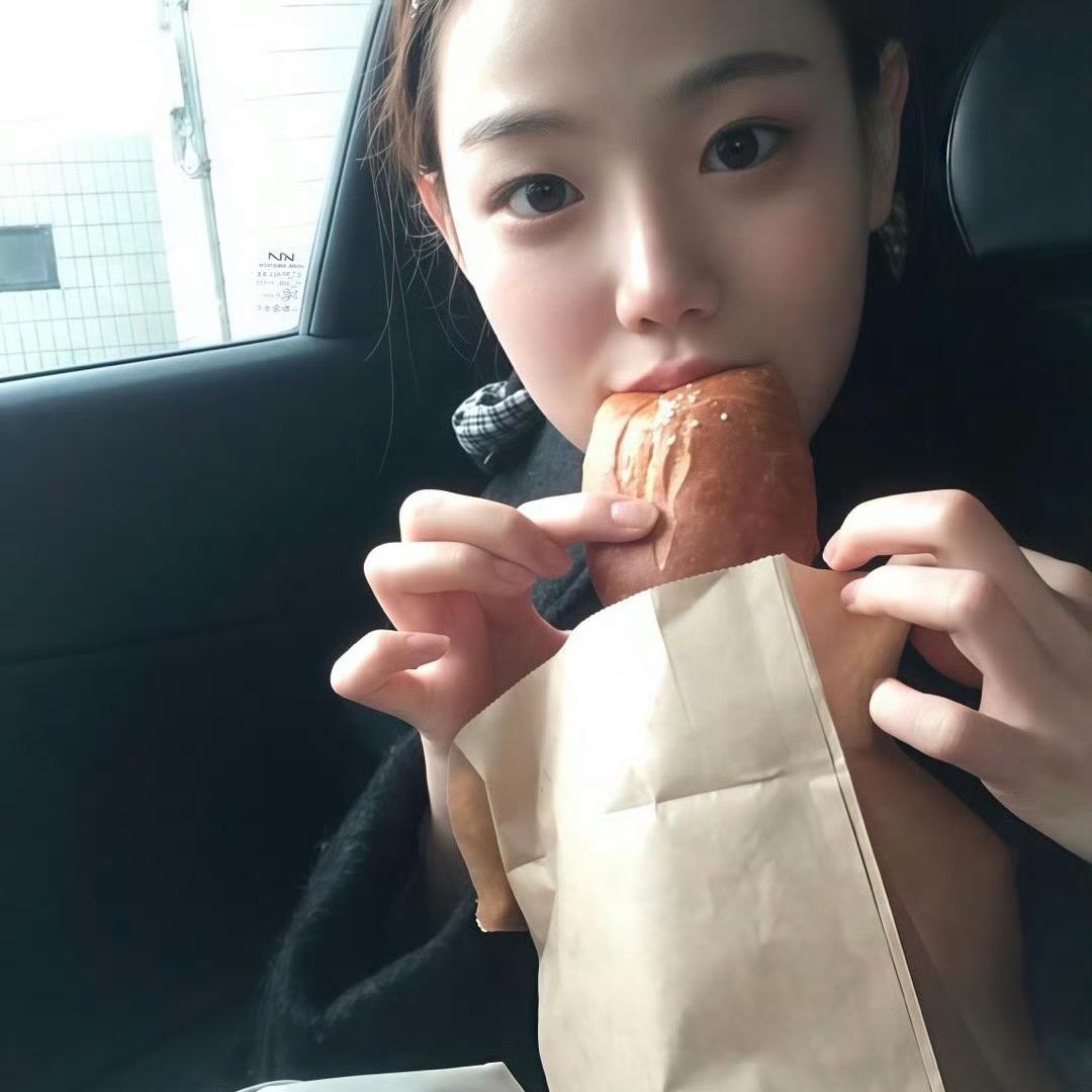 瞬联海外仓- Lily