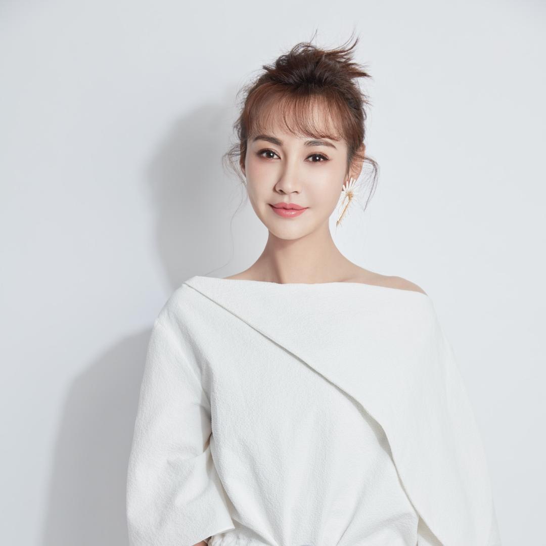 演员杨雪