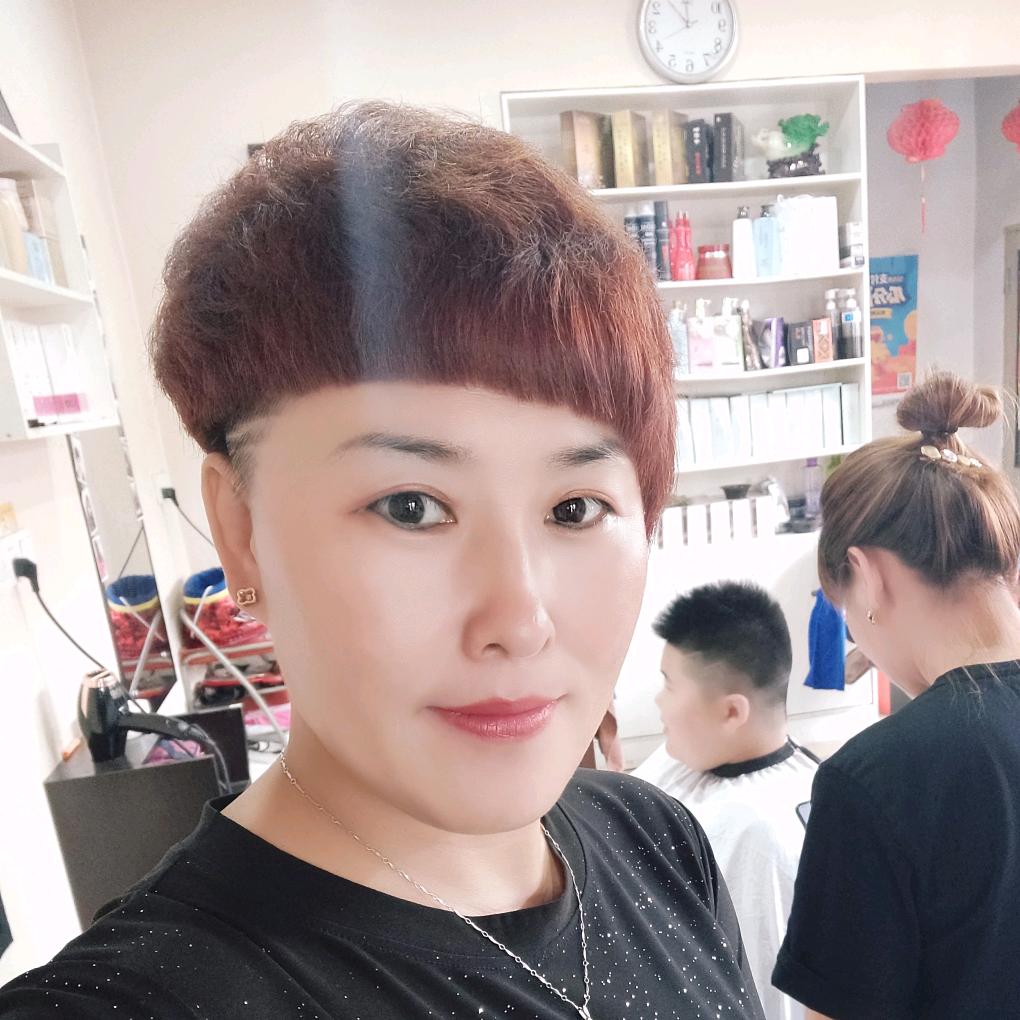 神秘的人