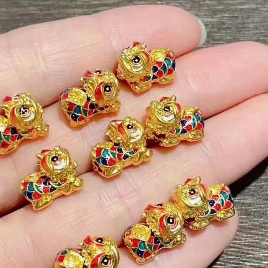 中国黄金  王群