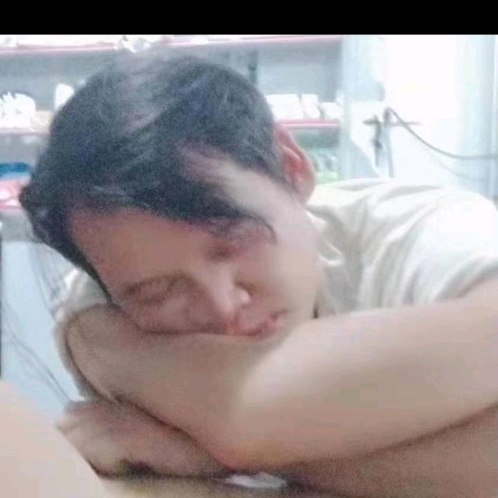 男人不拽注定被甩。☜