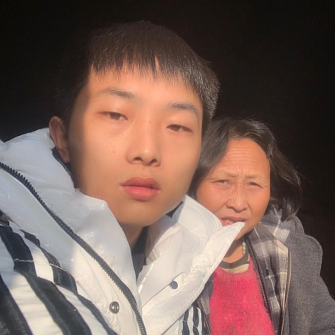 军妈妈