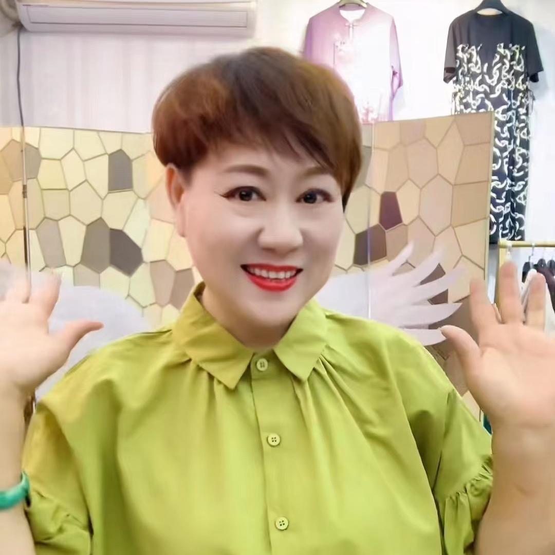 罗姐服饰大码女装