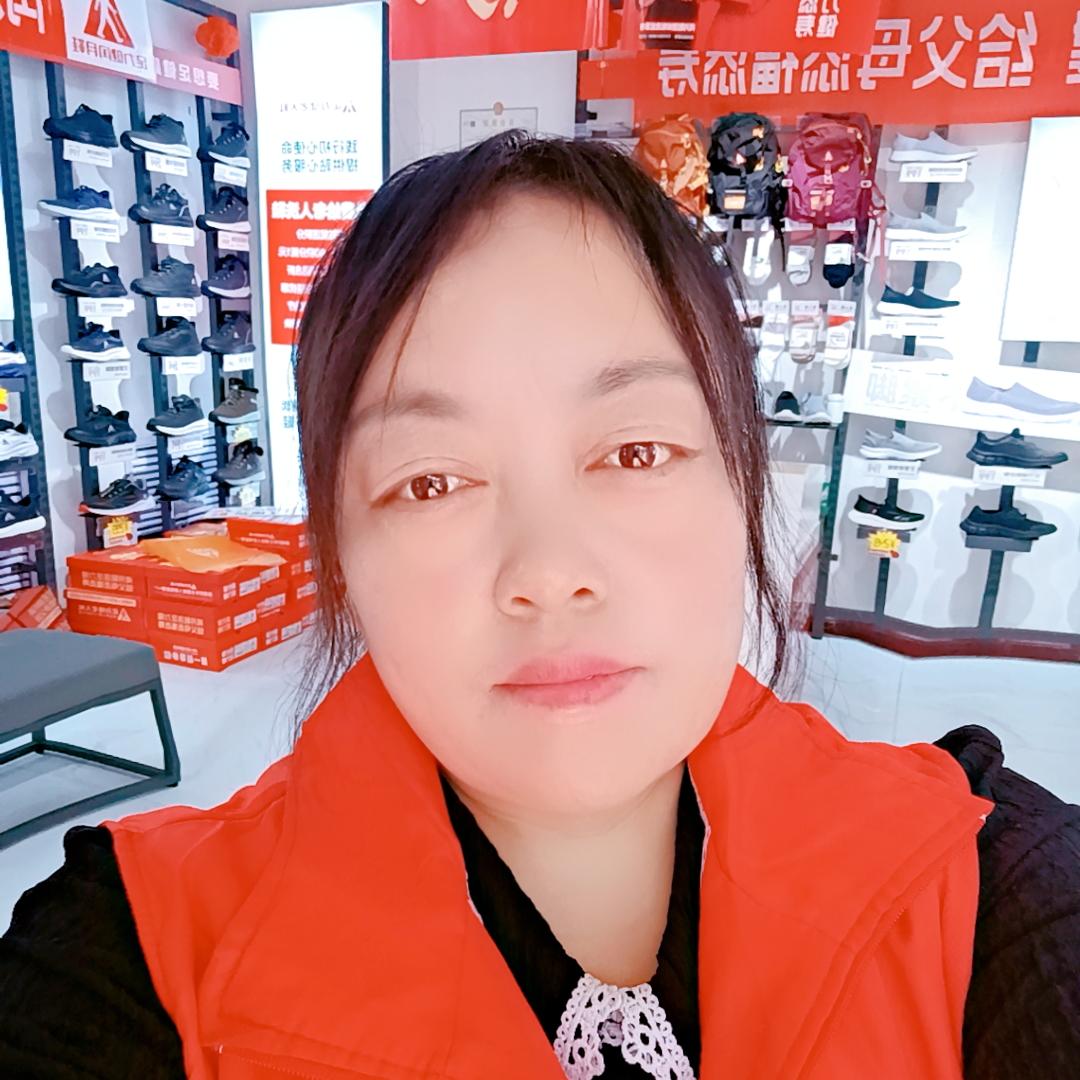 足力健老人鞋承德京通店。