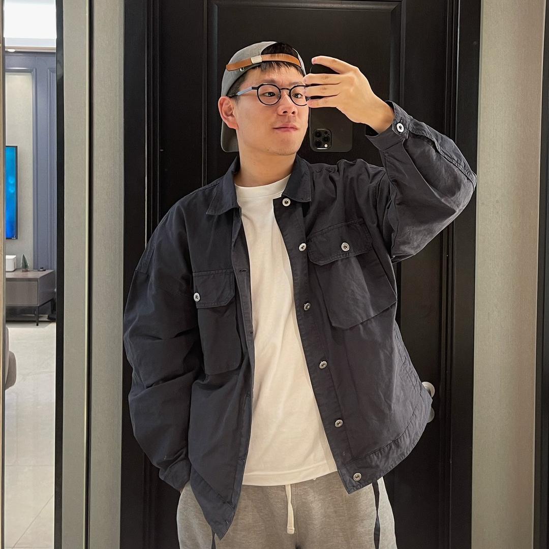 默默努力的莫莫