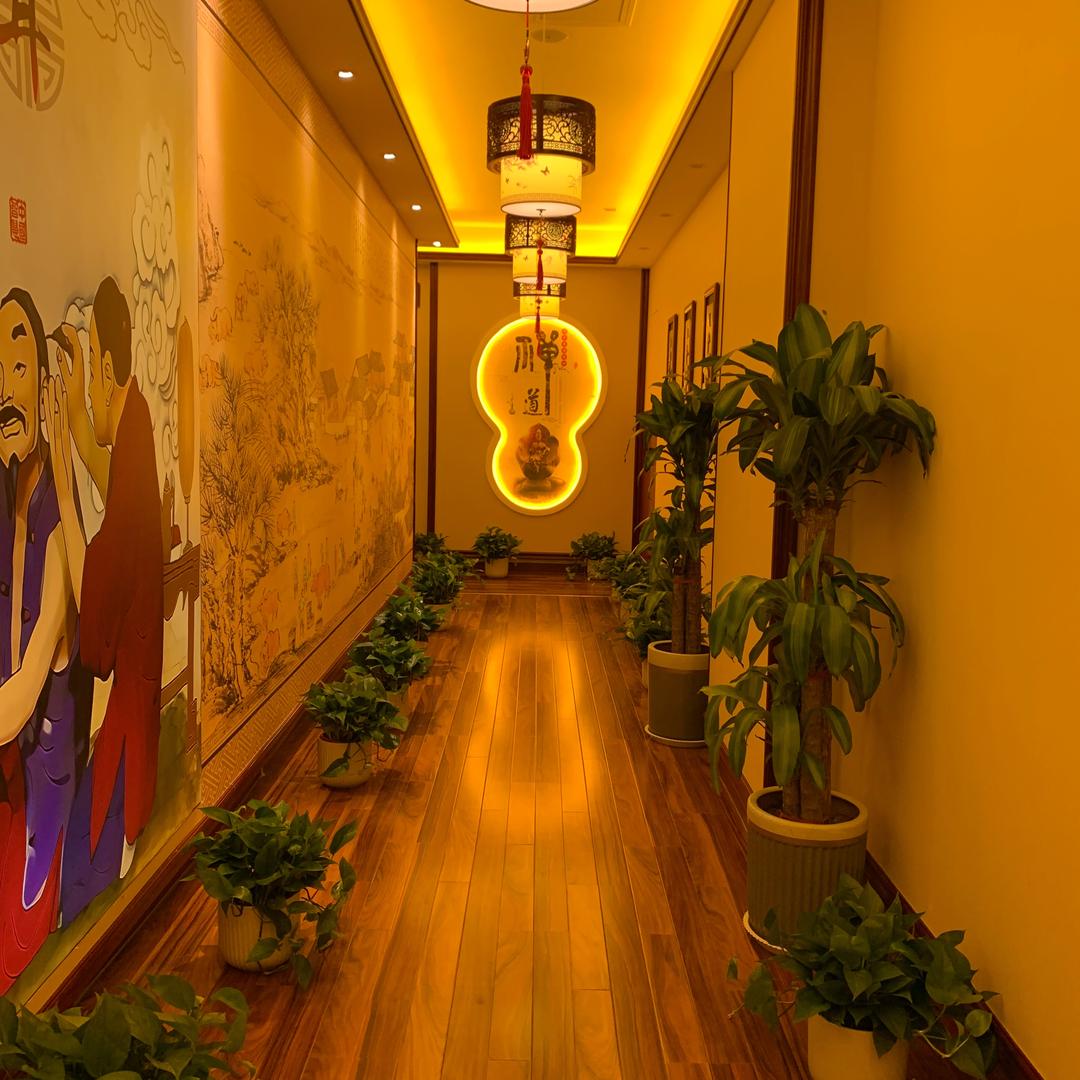 解氏耳道上上国风店