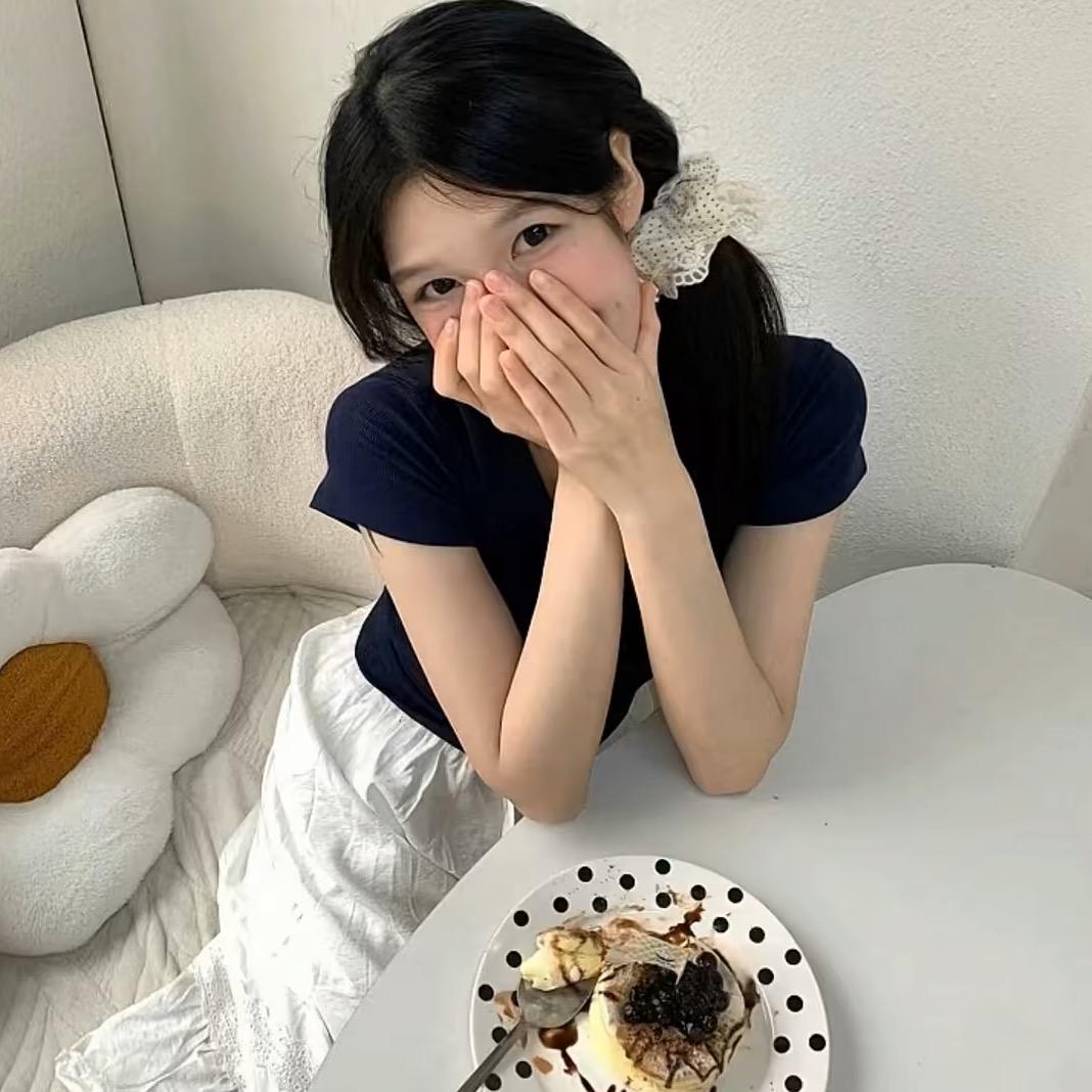 小小饼干🍪