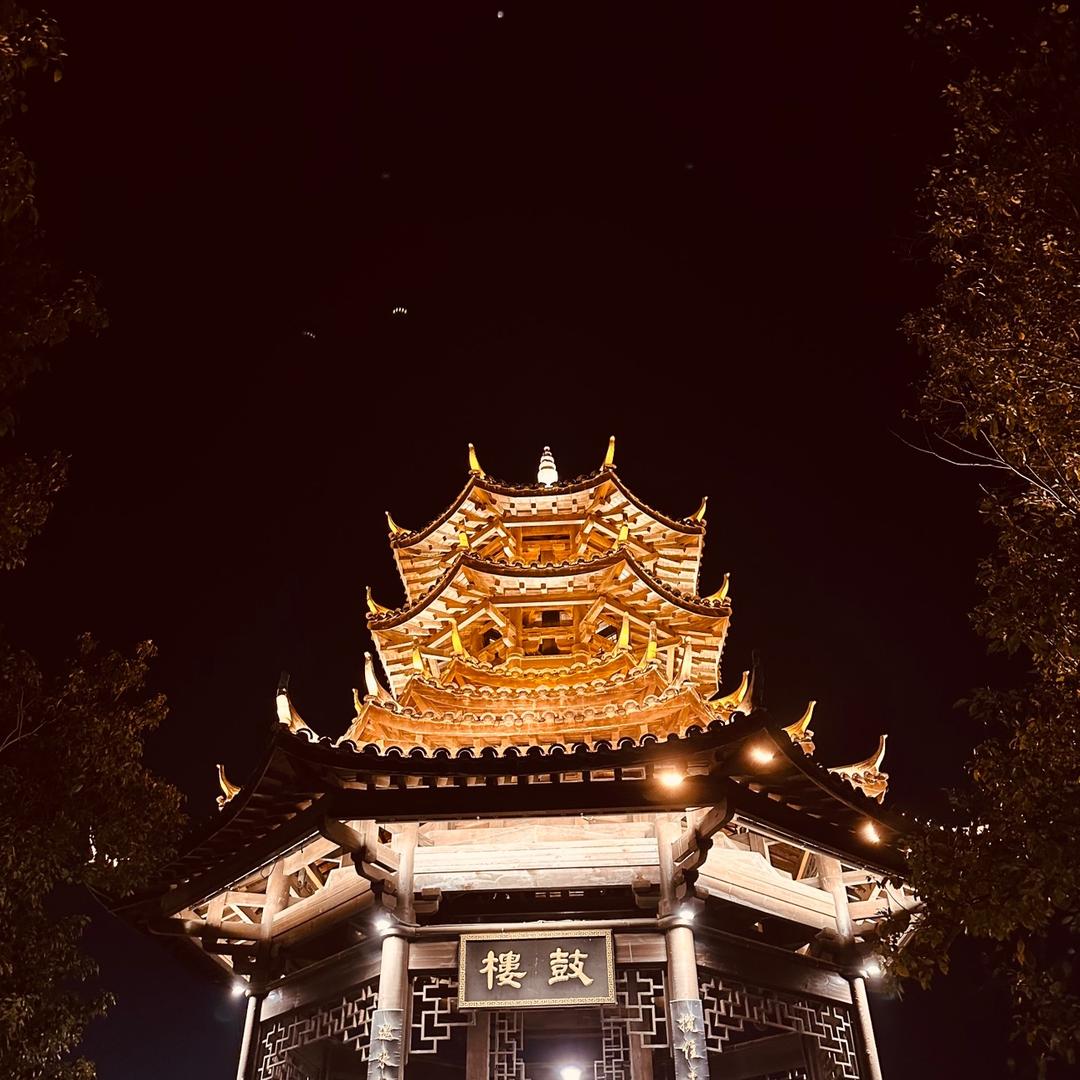 Lechueng头像
