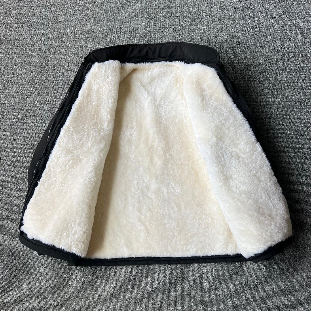 豆可爱真羊皮制品厂
