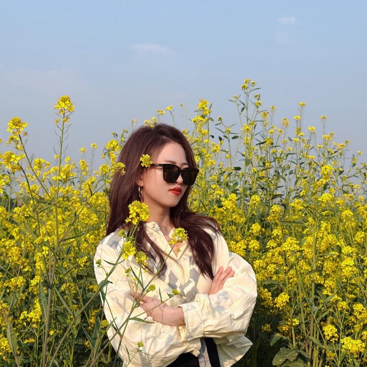 理发店老板娘