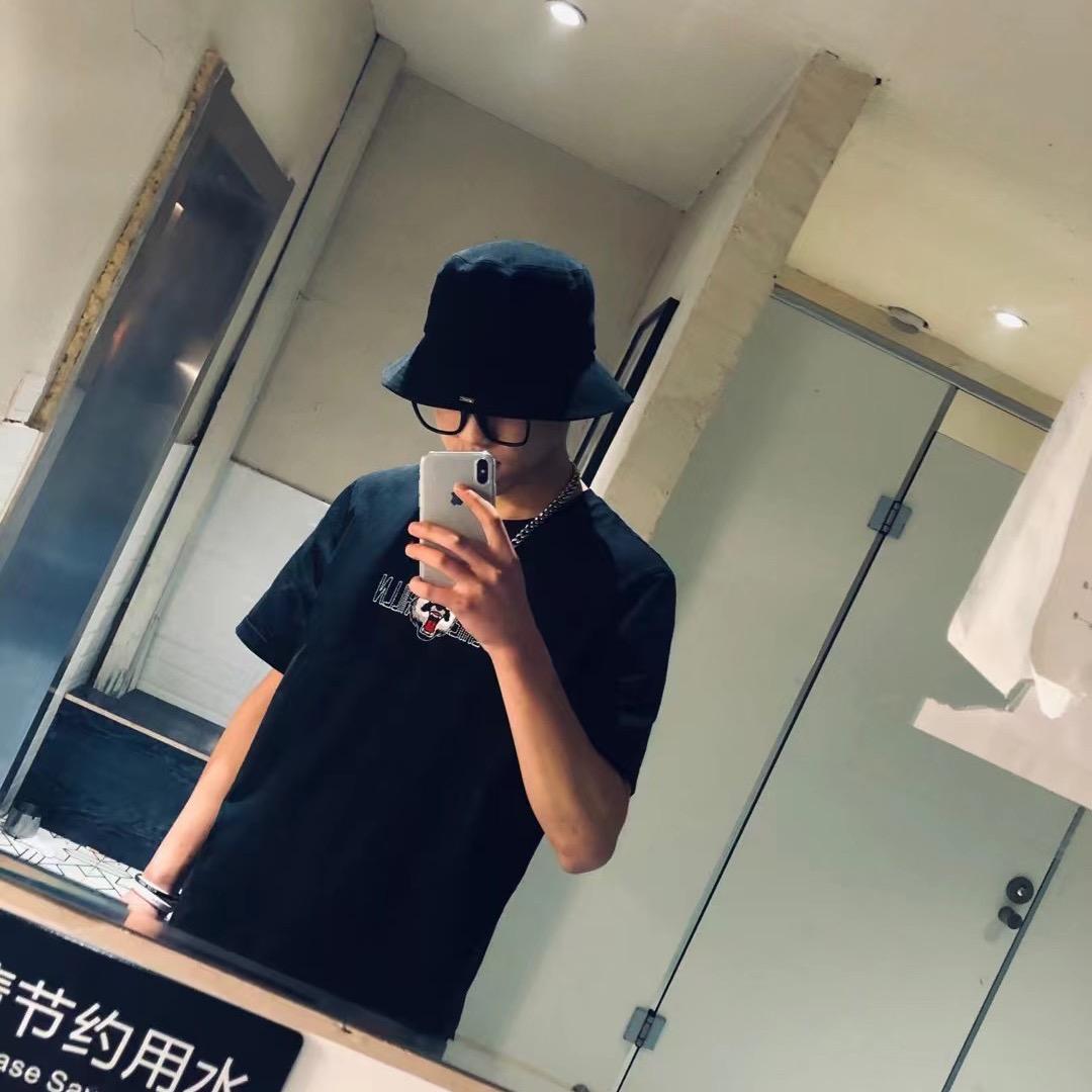 酒壶里的王