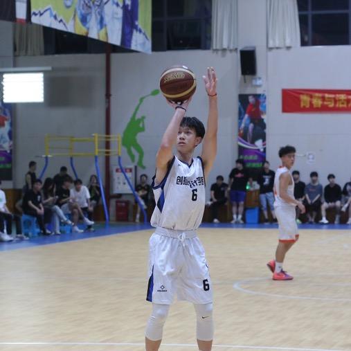 温岭篮球瞿教练