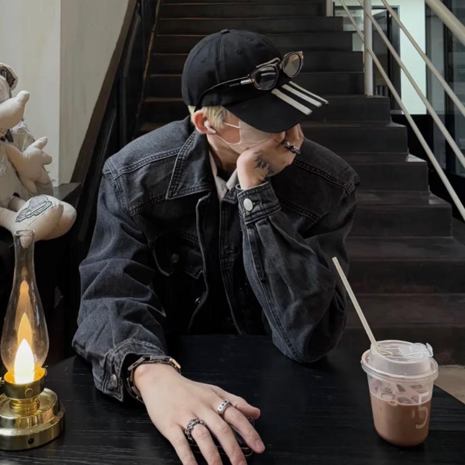 苏白.