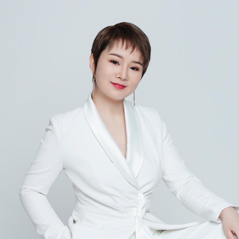 灵指秀绿宝店主理人殷红