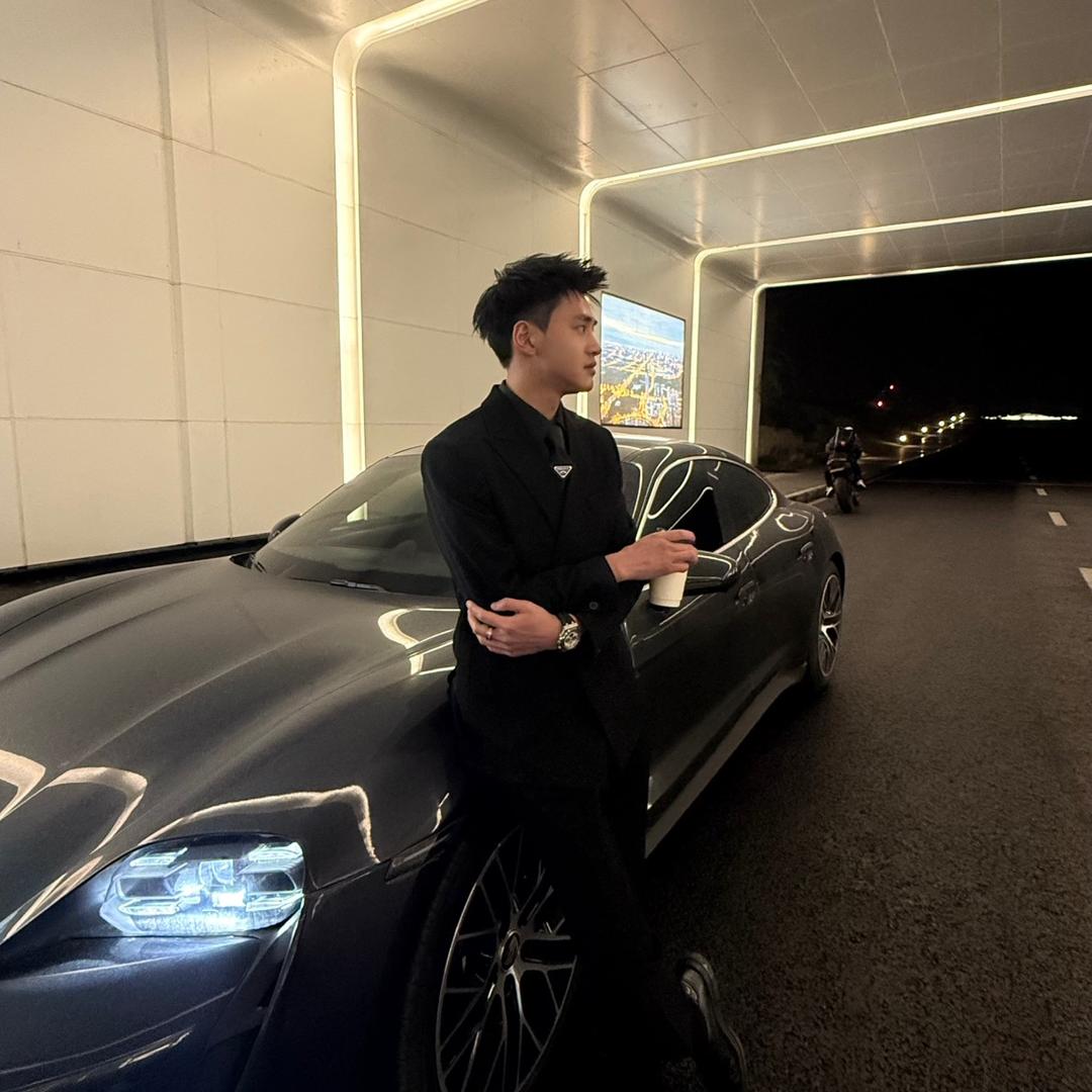 玩车的盖尔