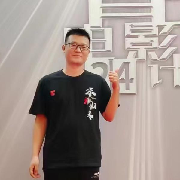 隐于深秋