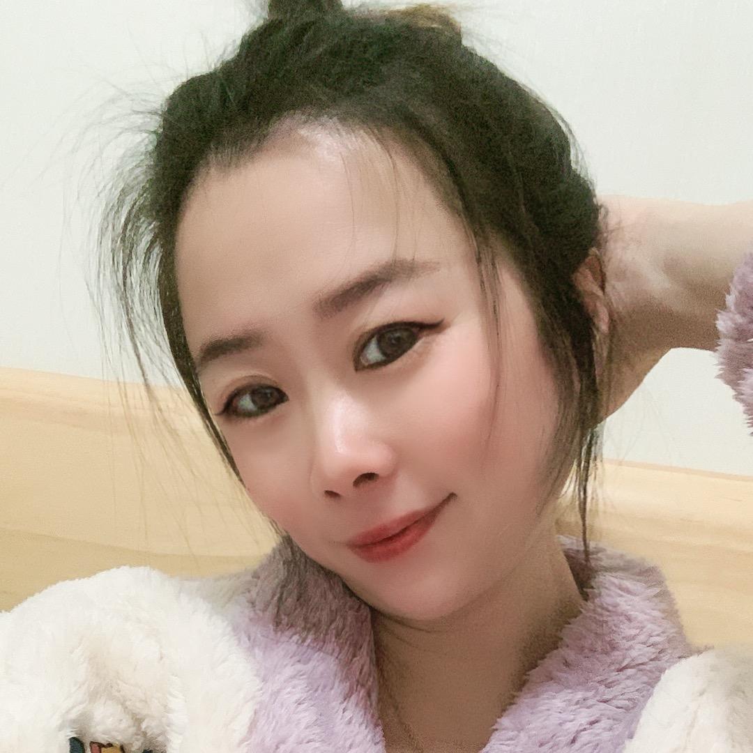 启东冬梅服装店（河南中路449-451）