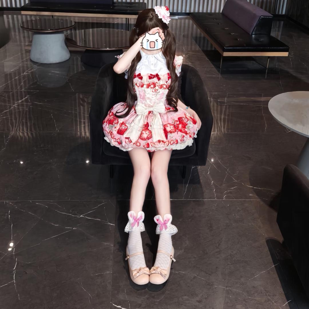 依依