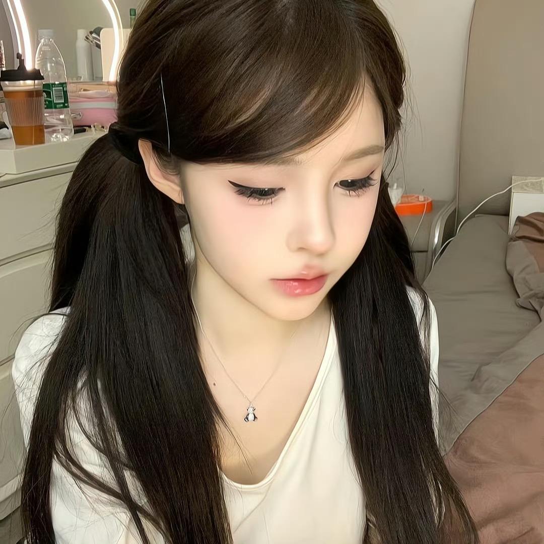 u子