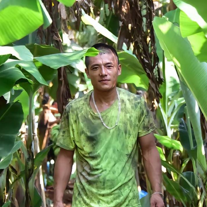 小王在努力（苗妹老公）