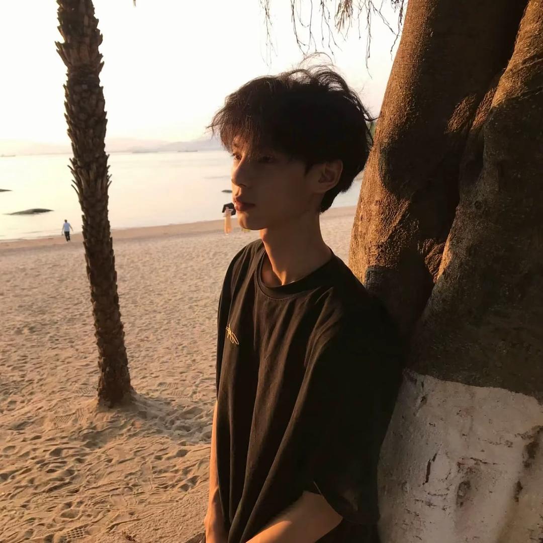 男模