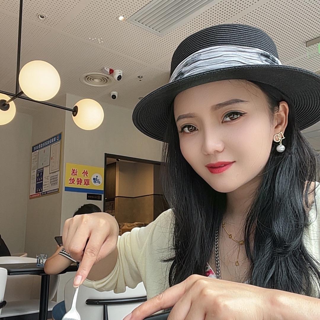 六月姑娘