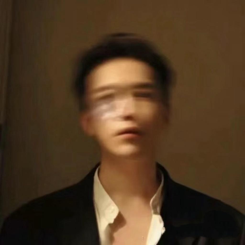 小辰很腼腆