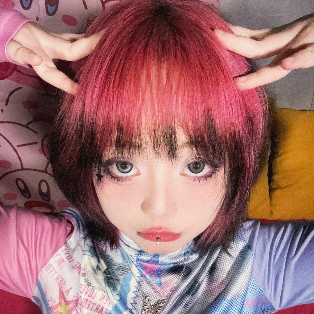 小e不是emo的e